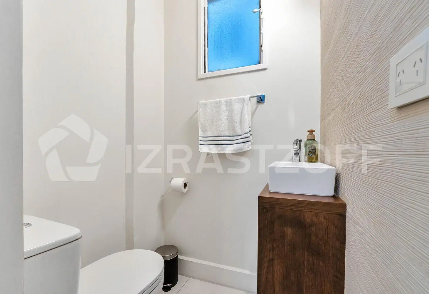 Departamento en venta en Recoleta de 4 domitorios vista Plaza Francia 8