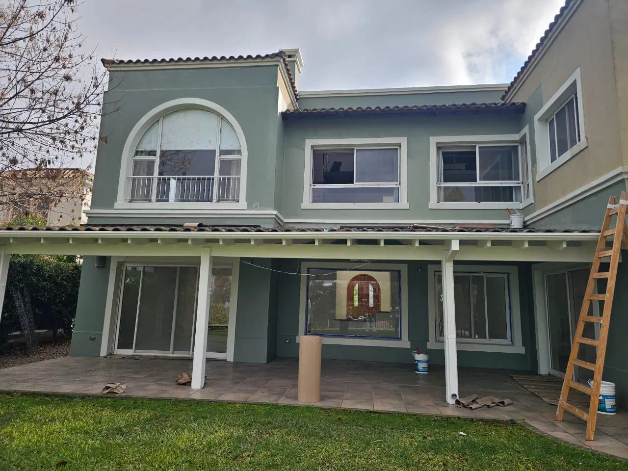 Casa en alquiler anual al agua en Santa Bárbara, 5 dormitorios amplia y luminosa 4