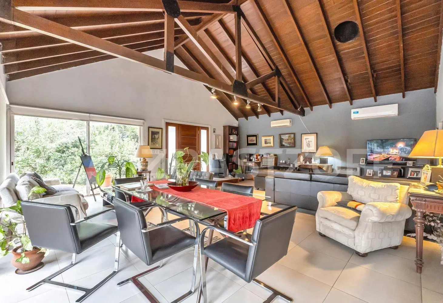 Casa en venta sobre lote 803 M2 de 2 dormitorios en Los Lagartos Country club 4