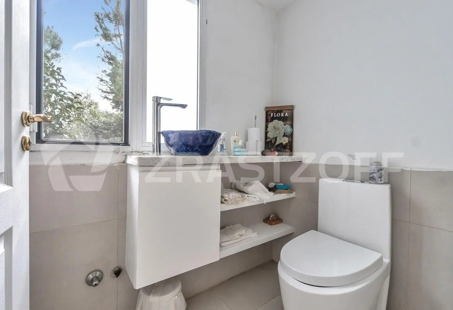 Casa en venta sobre lote 803 M2 de 2 dormitorios en Los Lagartos Country club 8
