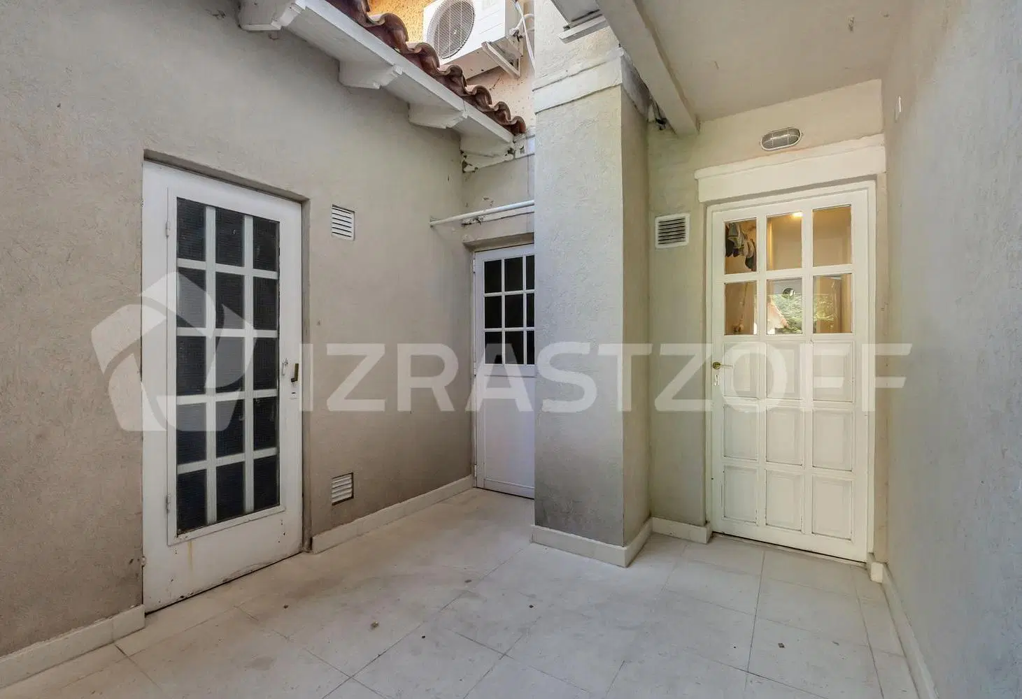 Casa en Venta en los Lagartos  3  suites más otro cuartos con baños de uso exclusivo 2