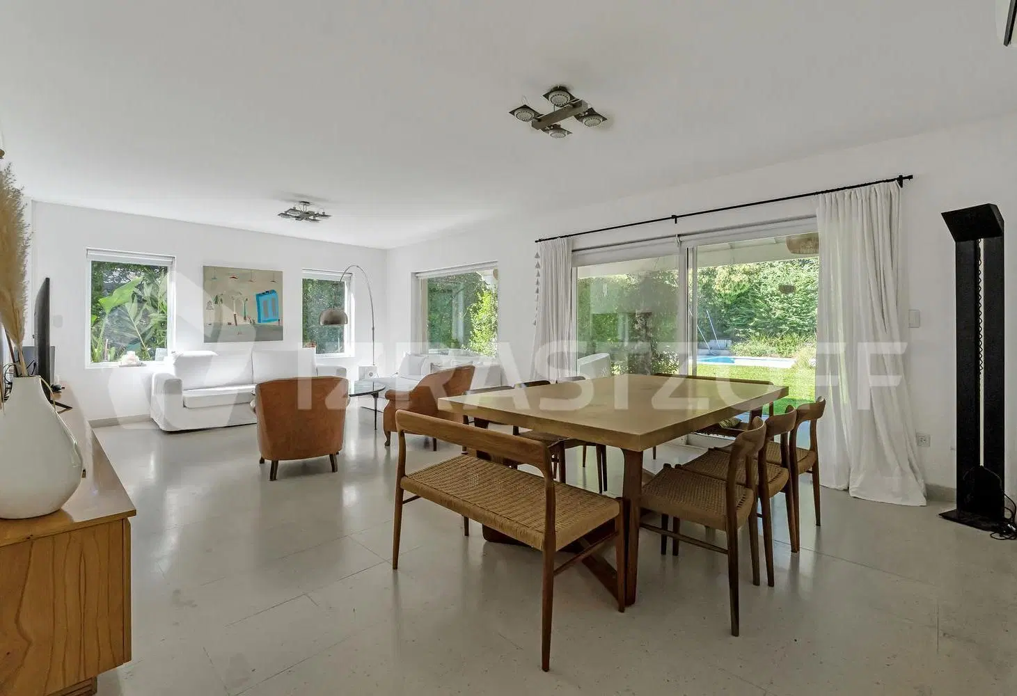 Casa en Venta en los Lagartos  3  suites más otro cuartos con baños de uso exclusivo 8