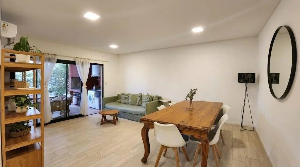 Venta, Departamento 3 ambientes. Altos de la cañada, en planta baja con jardín 2
