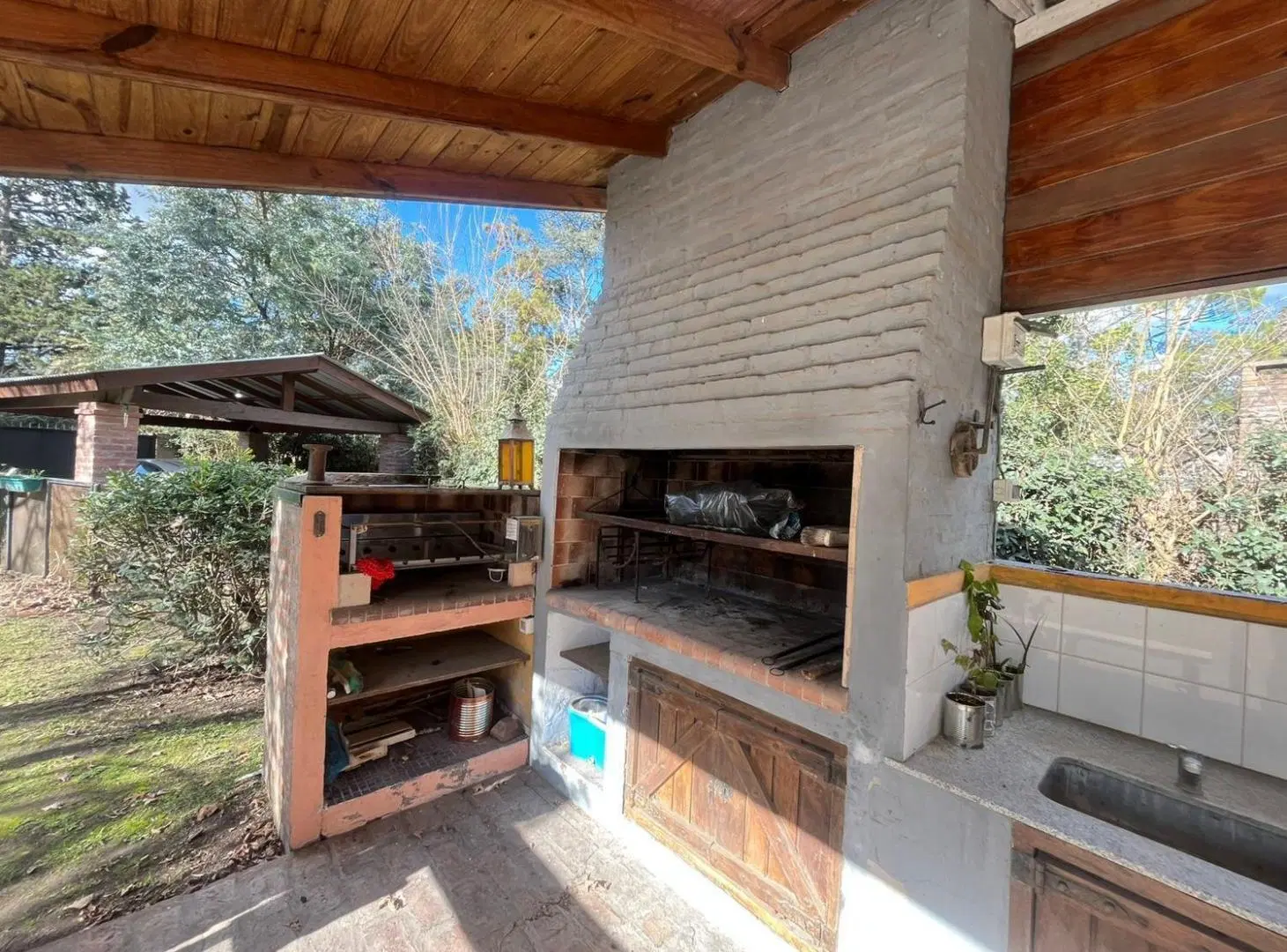 CASA EN VENTA 3 CUARTOS SOBRE LOTE DE 1500 MTS EXALTACION DE LA CRUZ 4