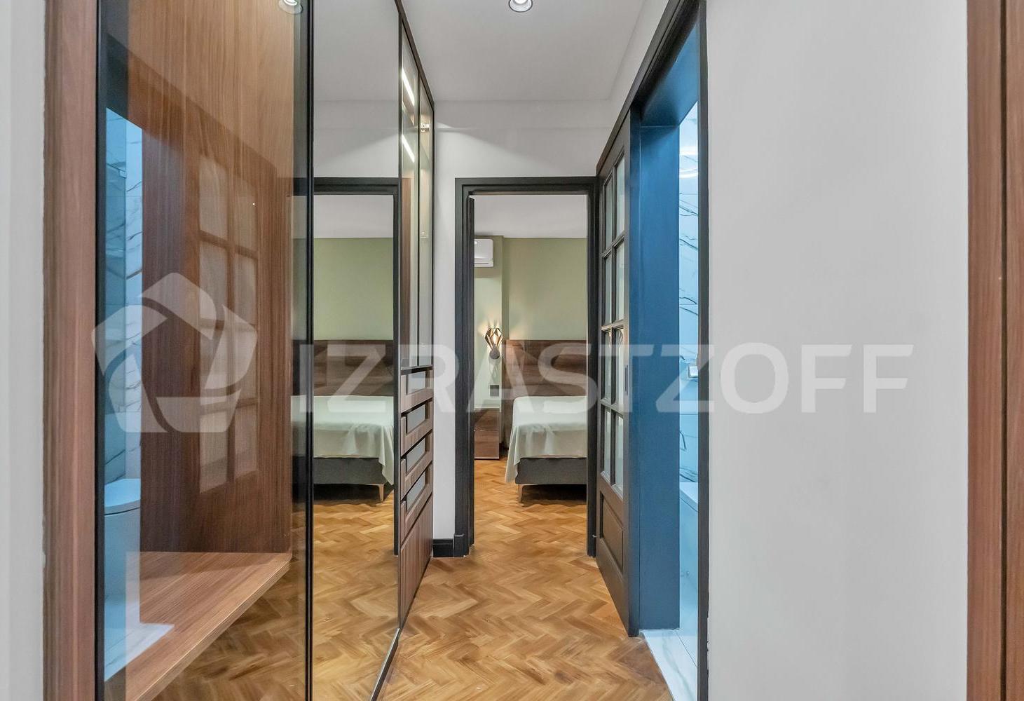 Foto de Departamento en venta en Recoleta. Dos suites y balcón. Reciclado, imagen 3