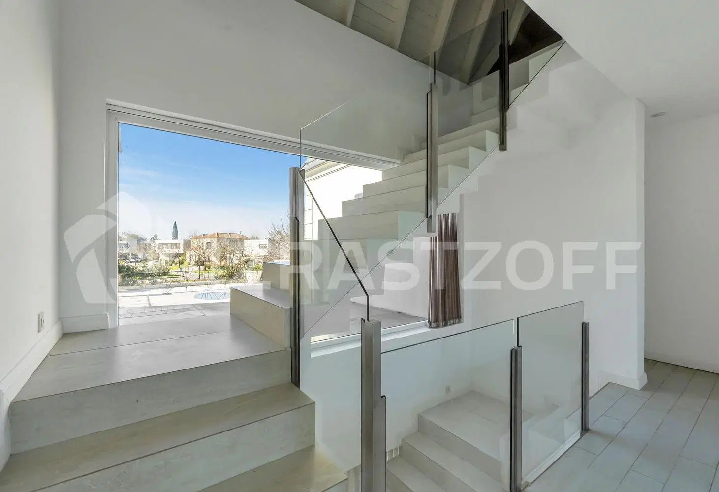Casa en Ayres Plaza en tres plantas 8