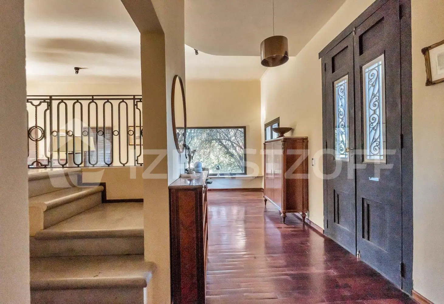 Casa en lote central en venta 3