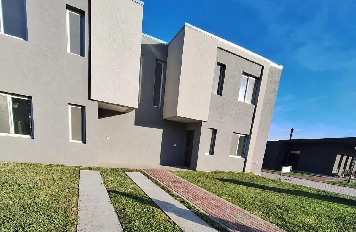 Duplex en Alquiler, 3 Dormitorios, Tortuguitas, Parque propio. 2