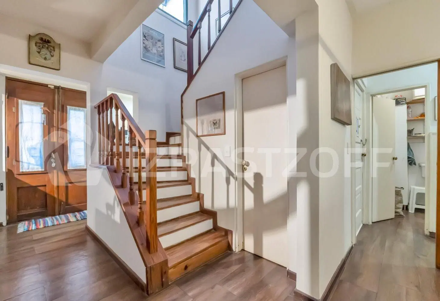 Venta Casa Familiar 6 amb con Galería, Parrilla, Jardin/Pileta en La Horqueta - San Isidro 5