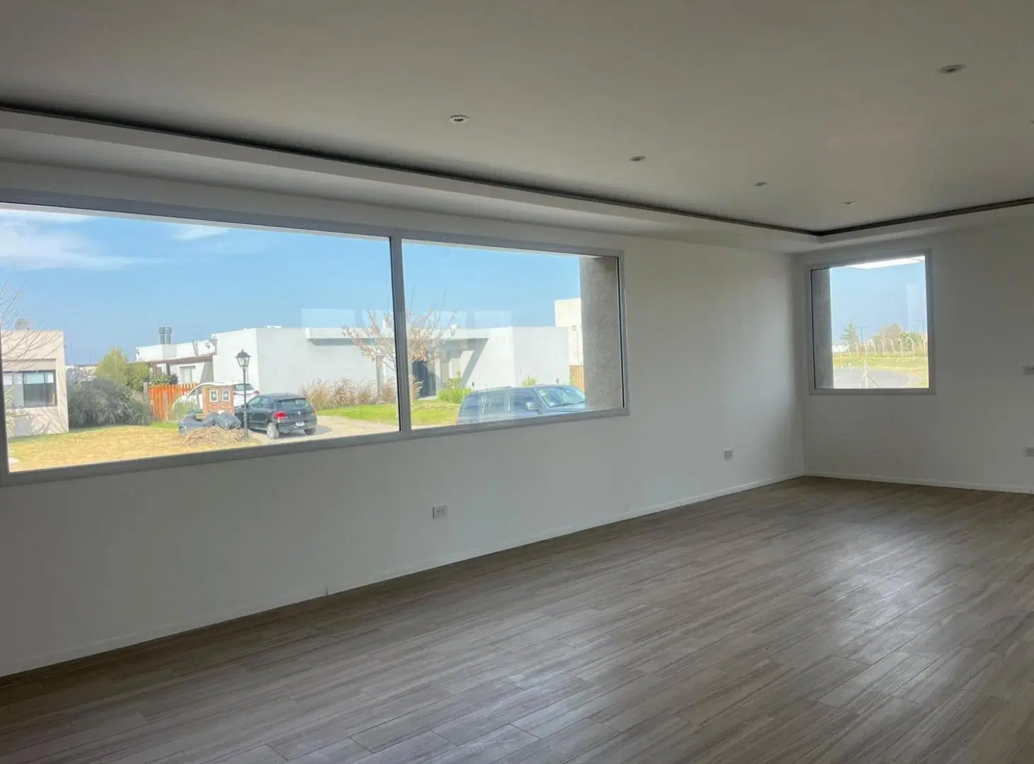 Casa En venta 4 ambientes con jardin y parrilla 3