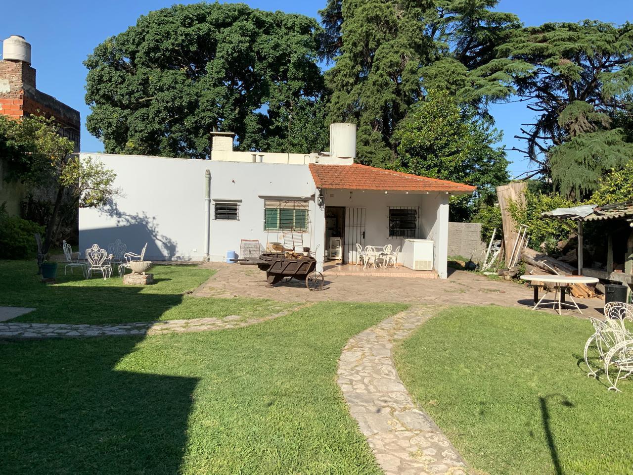 Foto de Venta casa quinta Grand Bourg terreno 1000 metros sobre avenida ideal, imagen 2