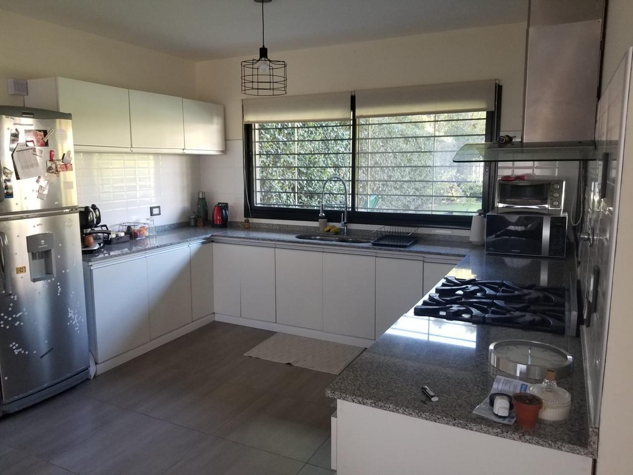 Foto de Venta casa Pilar en barrio semicerrado con parque y pileta sin expensas, imagen 4