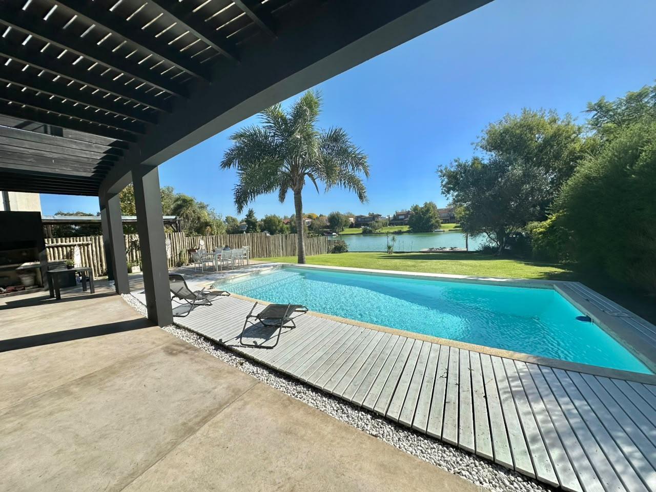 Foto de Casa en venta al agua en Santa Bárbara 3 dormitorios orientación NW, imagen 3