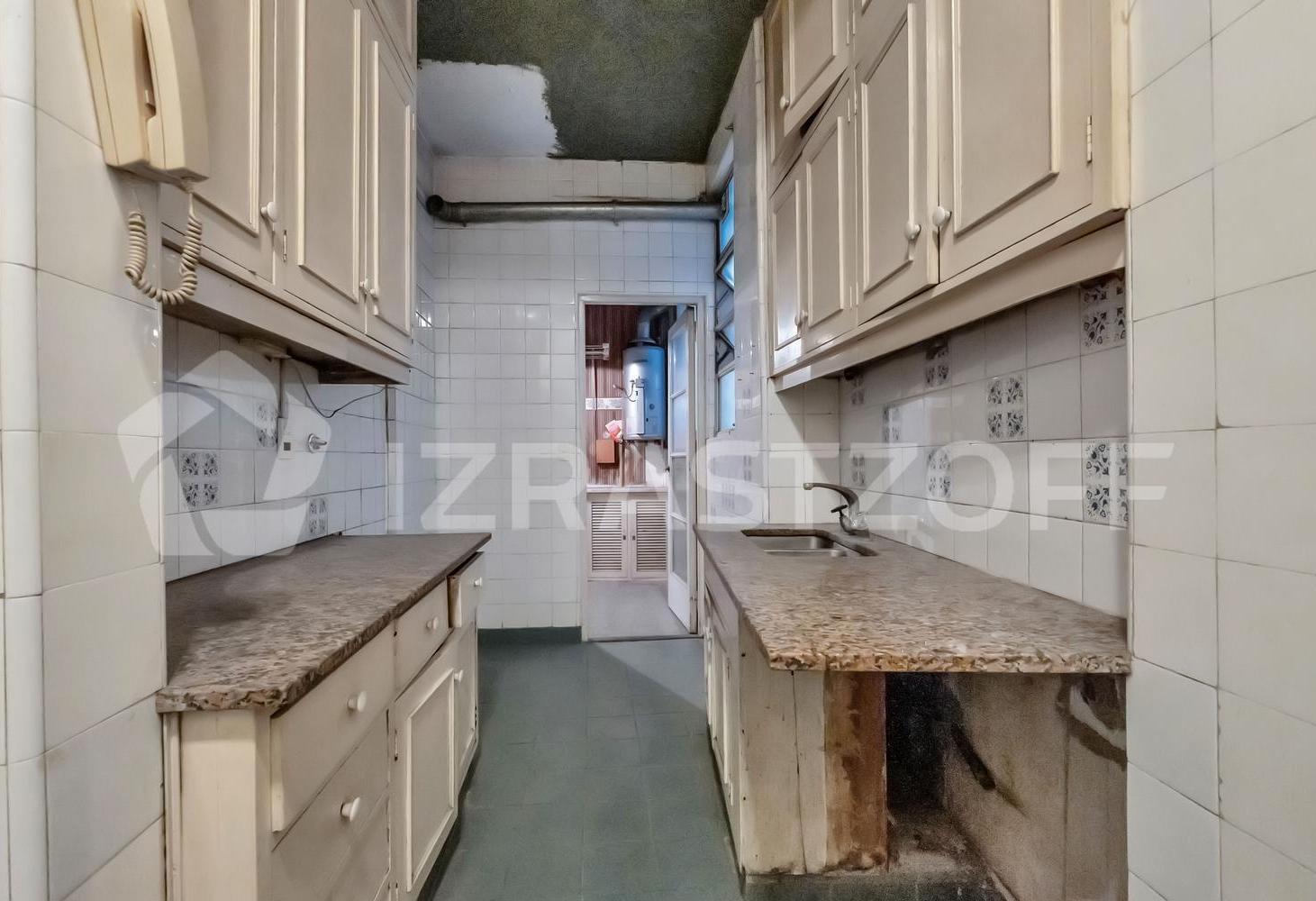 Foto de Departamento en venta en Recoleta, 2 dormitorios y dependencia, imagen 4