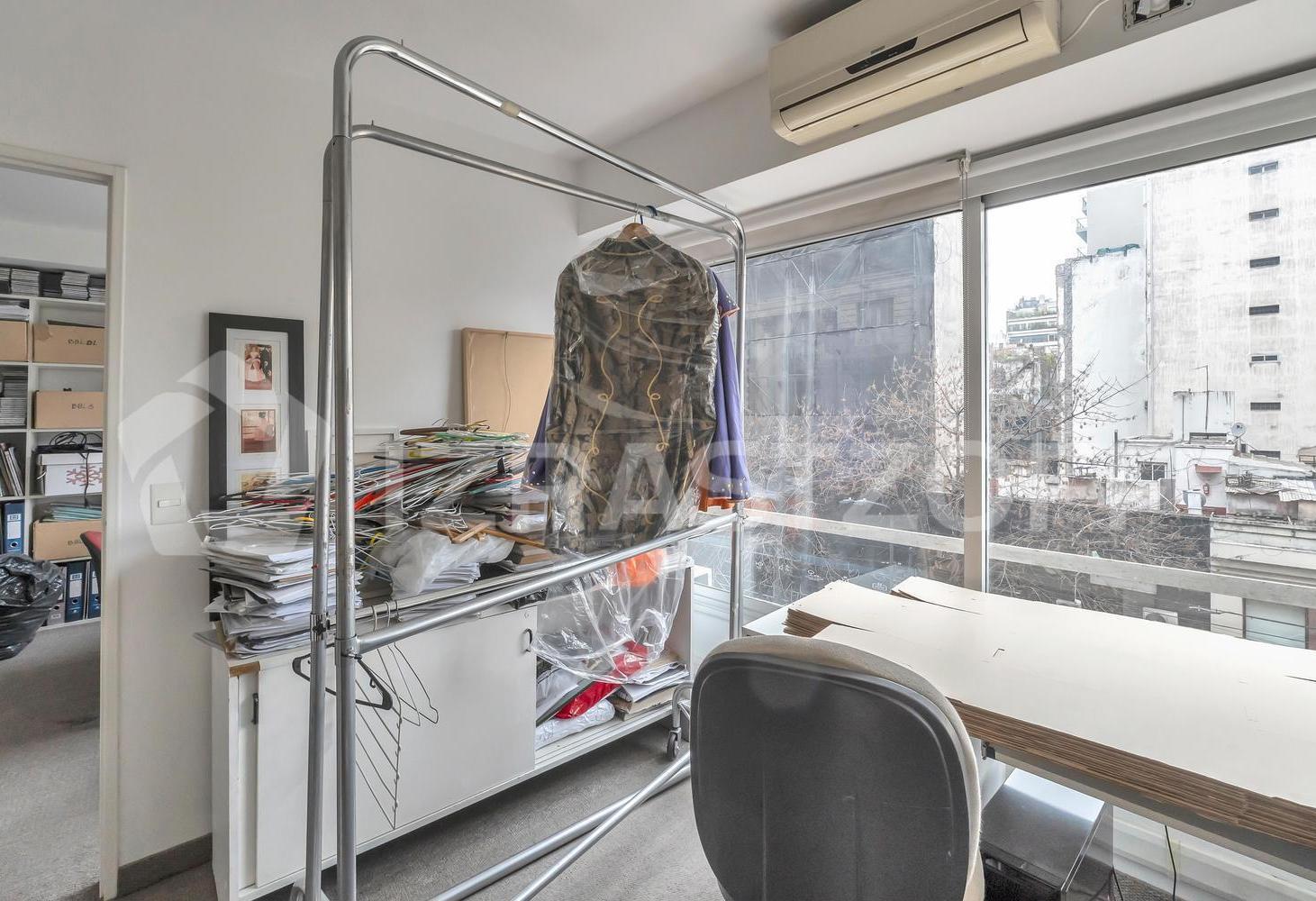 Foto de Oficina en venta en Recoleta. 4 ambientes y cochera, imagen 5