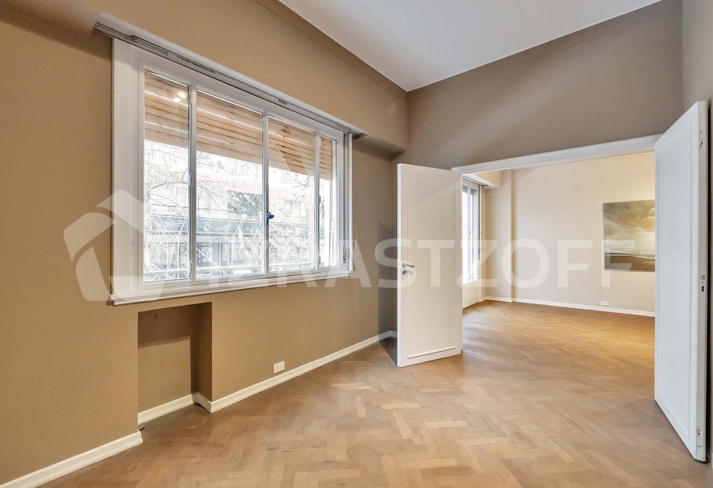 Foto de Departamento en venta en Retiro. Racionalista, 3 dormitorios, imagen 2