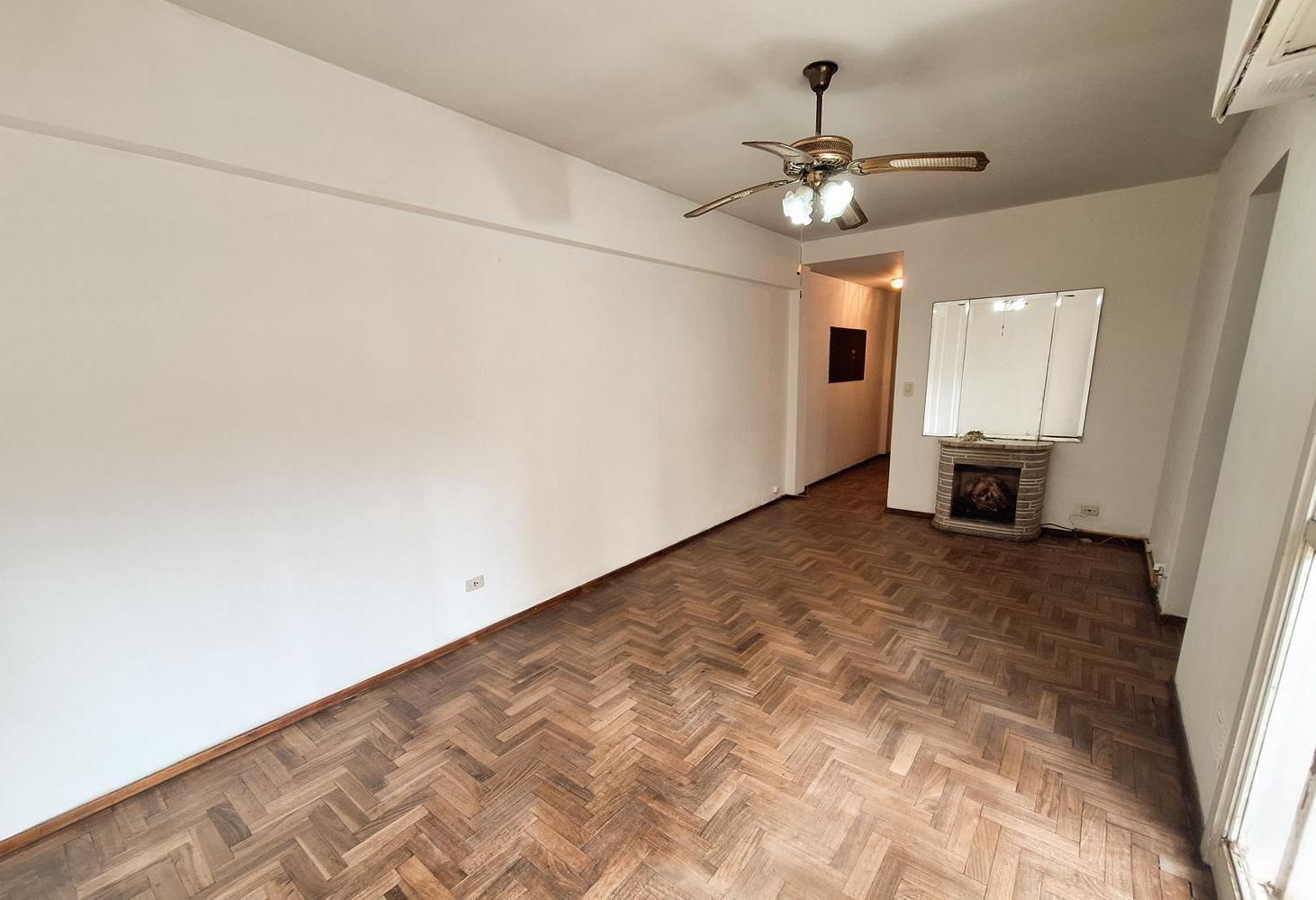 Foto de Departamento 3 ambientes en Villa Crespo luminoso con 2 patios, imagen 1