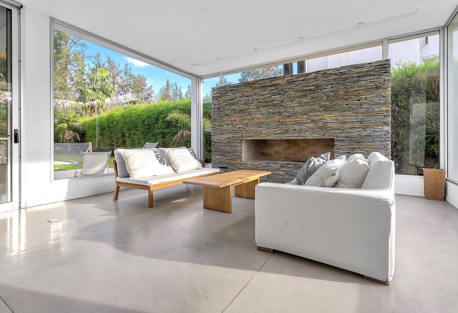 Foto de Casa en venta y alquiler con 3 dormitorios en El Encuentro. Moderna y, imagen 5