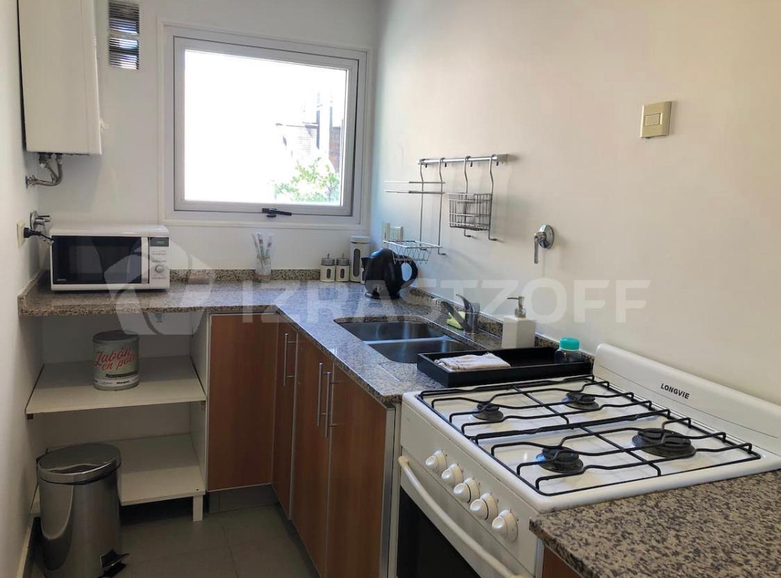 Foto de Alquiler anual/semestral Monoambiente amoblado 50m2, cochera - centro, imagen 5