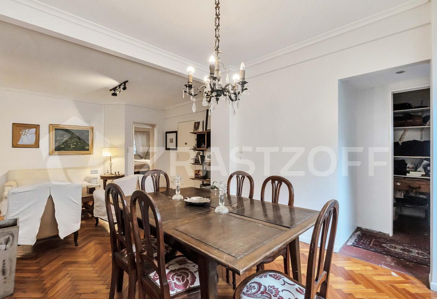 Foto de Departamento en venta en Retiro. Dos dormitorios. Apto profesional, imagen 2