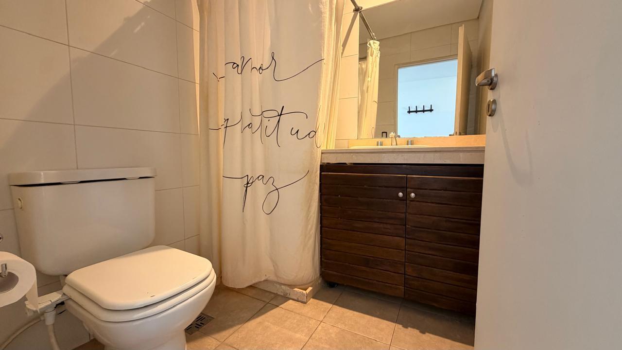 Foto de Departamento en ALQUILER en segundo piso con gran orientación e ideal, imagen 4
