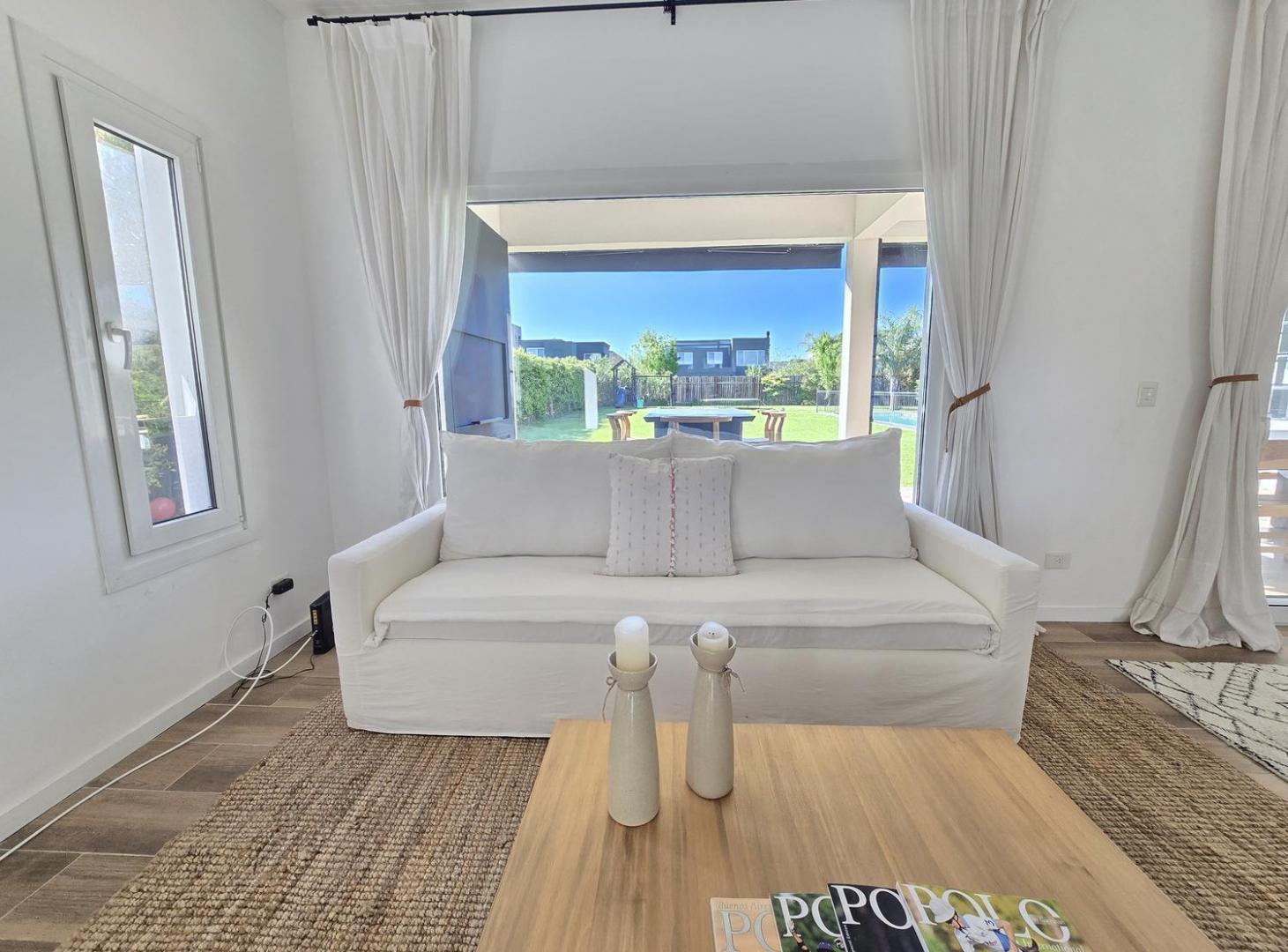 Foto de Casa en alquiler temporario en Las Liebres 3 dormitorios y pileta, imagen 4