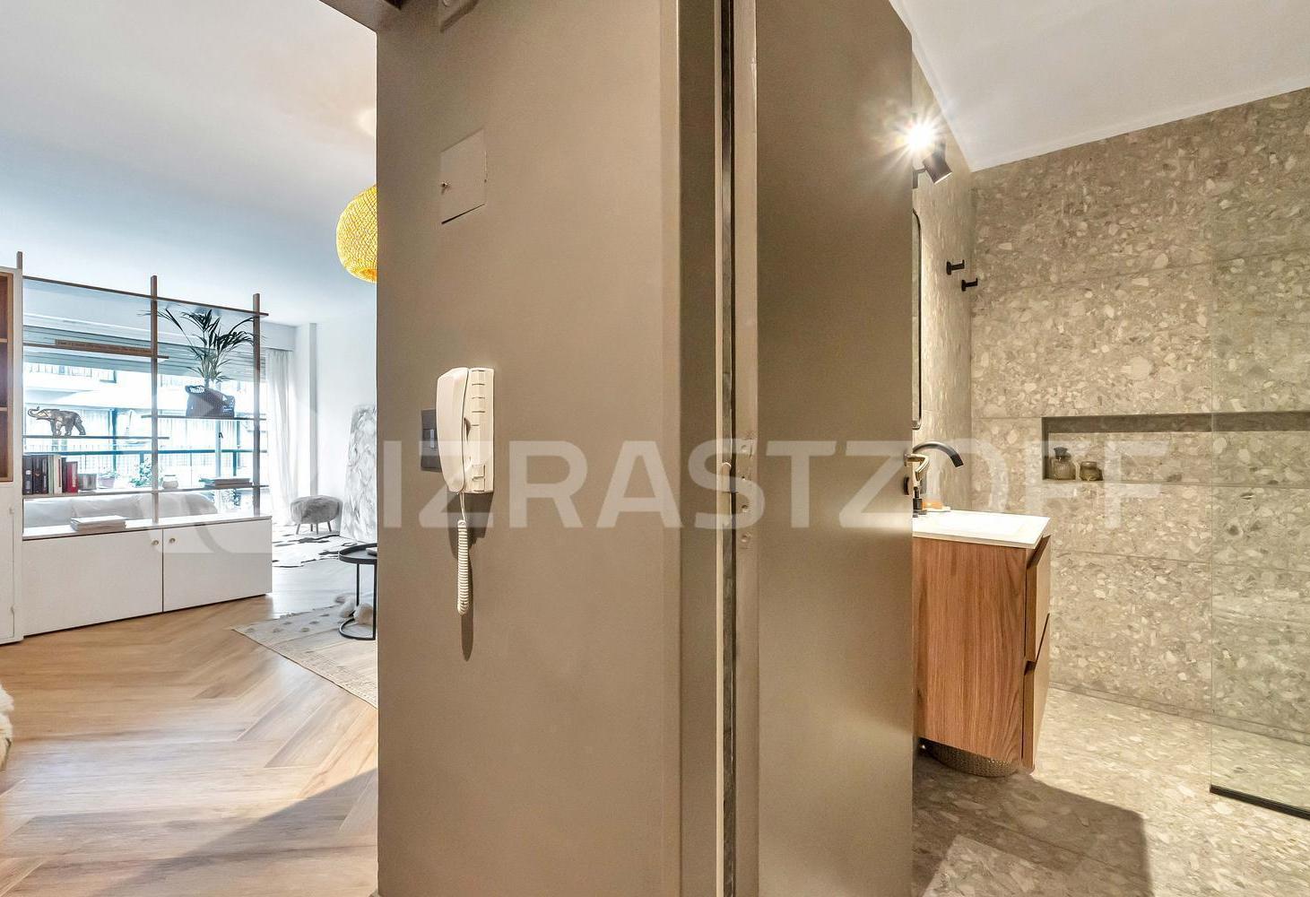 Foto de Monoambiente en venta en Recoleta, reciclado, super luminoso. Apto, imagen 2