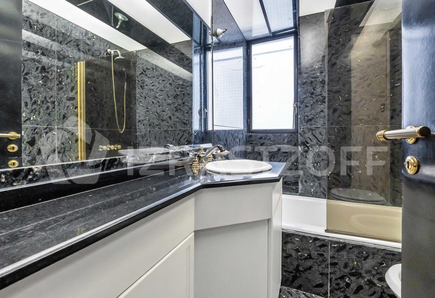Foto de Venta Departamento en Torre de 4 ambientes con cochera en Las Cañitas, imagen 3