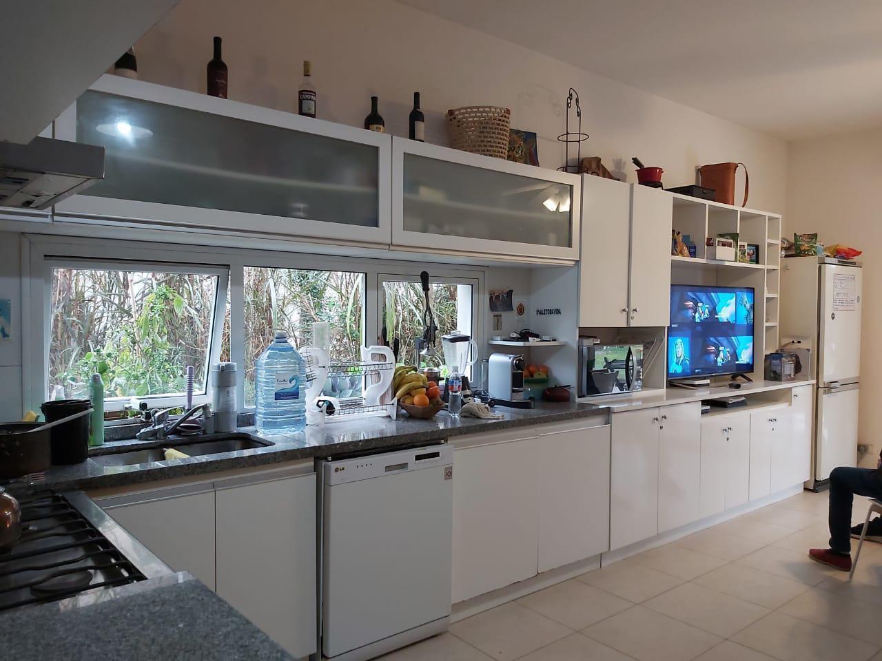 Foto de Casa en alquiler de verano, en Santa Bárbara, 4 dormitorios, lote, imagen 2