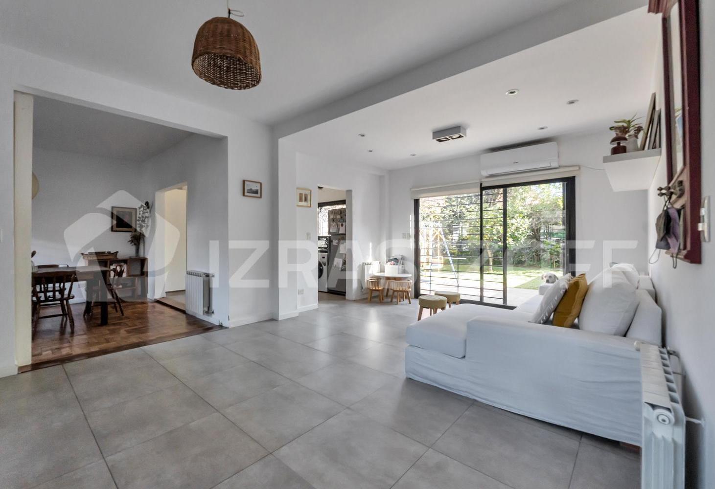 Foto de Venta Casa Reciclada a nuevo, 4 amb, c/escritorio/jardin - zona, imagen 2