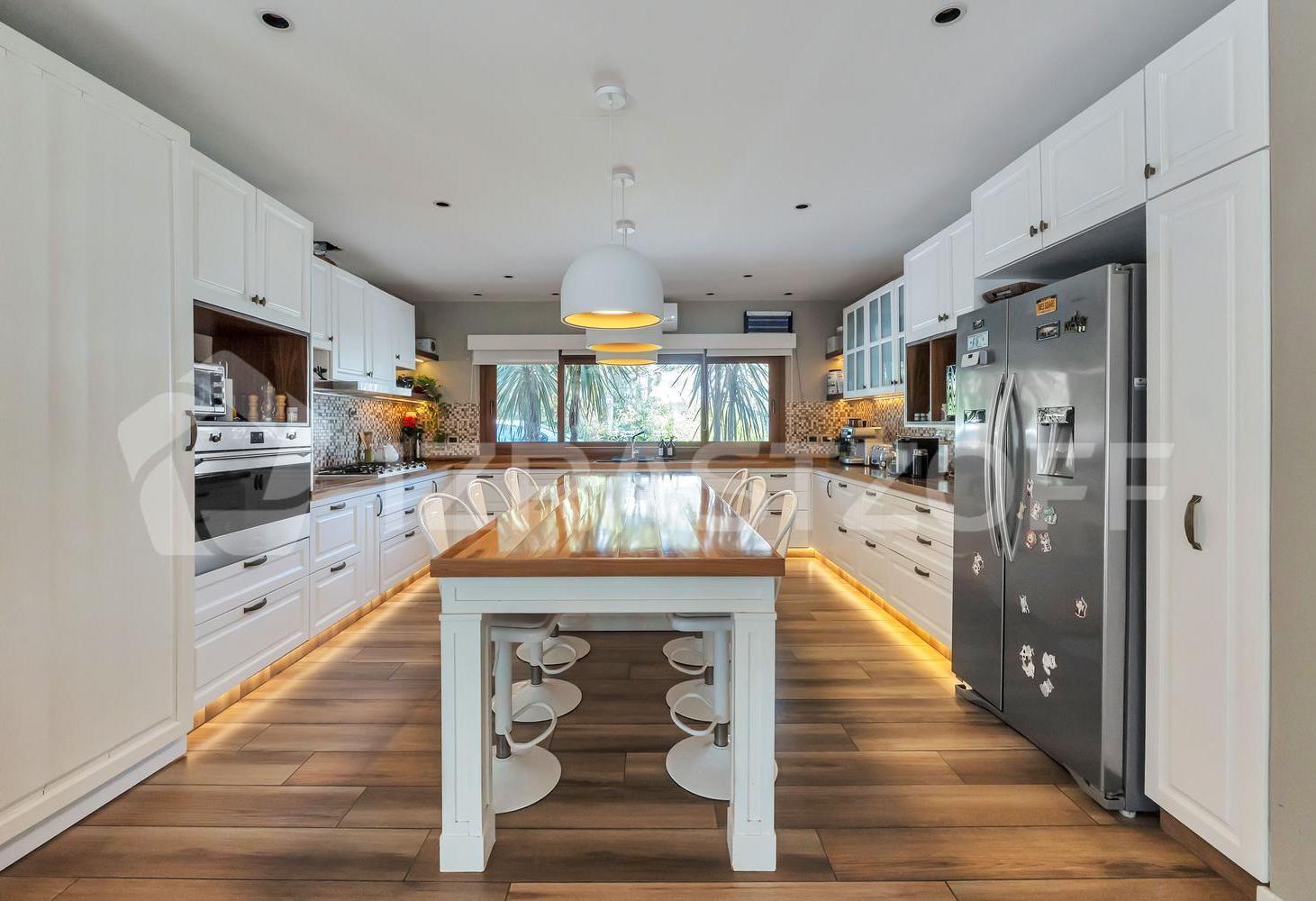 Foto de Propiedad en Carmel CC Totalmente renovada, imagen 3