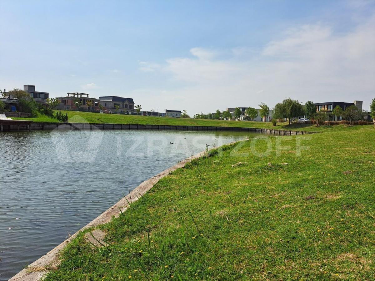 Foto de VENTA EXCLUSIVO LOTE AL AGUA UBICACIÓN UNICA - BARRIO VIRAZON NORDELTA, imagen 3