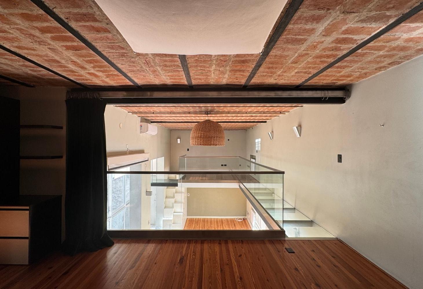 Foto de Departamento PH en venta en Recoleta. Loft de un dormitorio y 118 m2, imagen 3