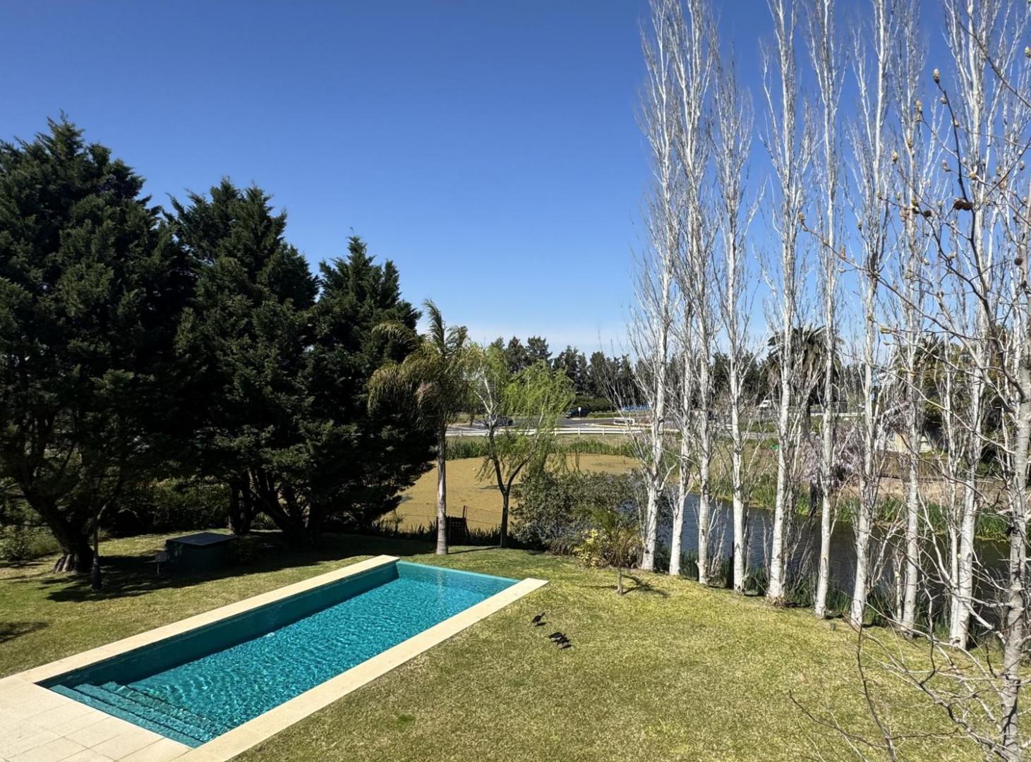 Foto de Casa en Venta o Alquiler Anual - BARRIO LA ALAMEDA - Al Agua - 4 dorm, imagen 1