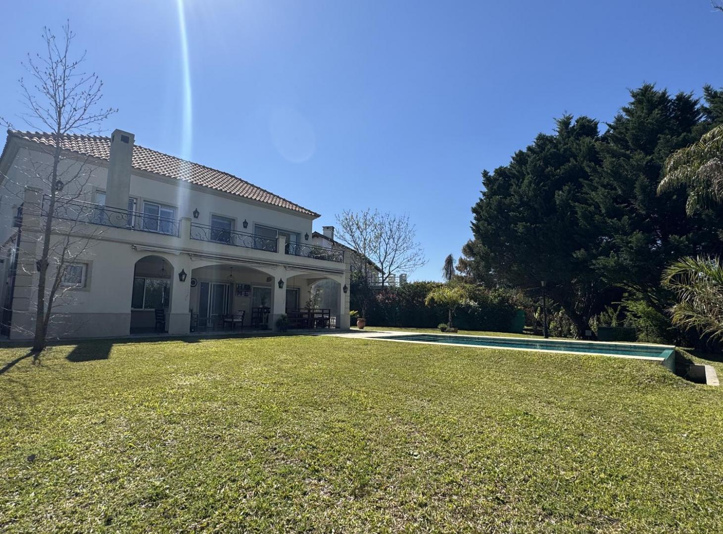 Foto de Casa en Venta o Alquiler Anual - BARRIO LA ALAMEDA - Al Agua - 4 dorm, imagen 4
