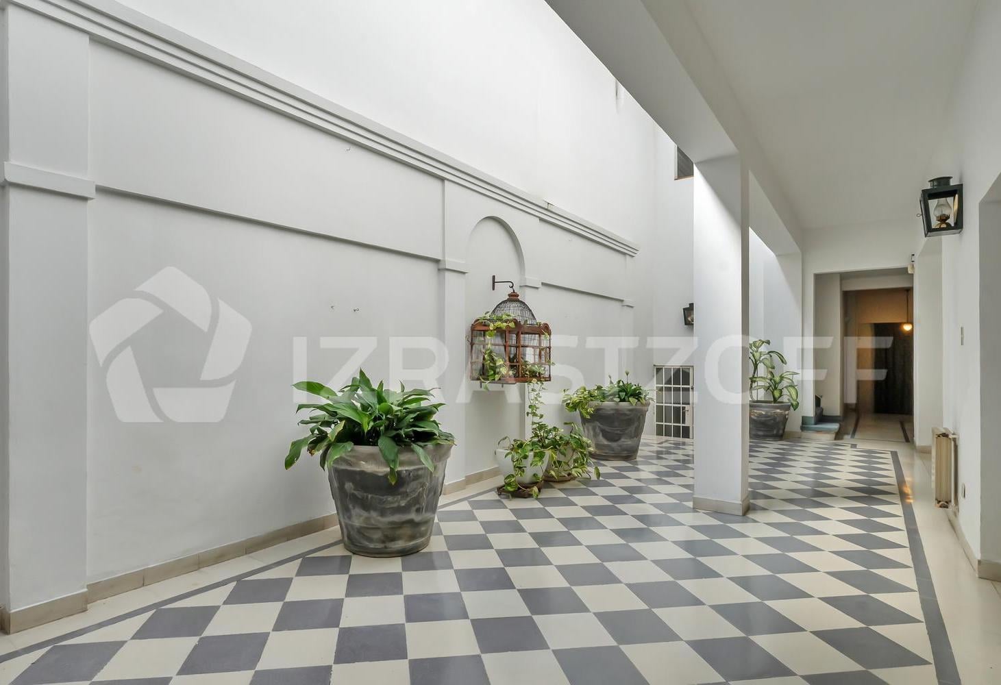 Foto de Casa en venta en Palermo con jardín, imagen 2