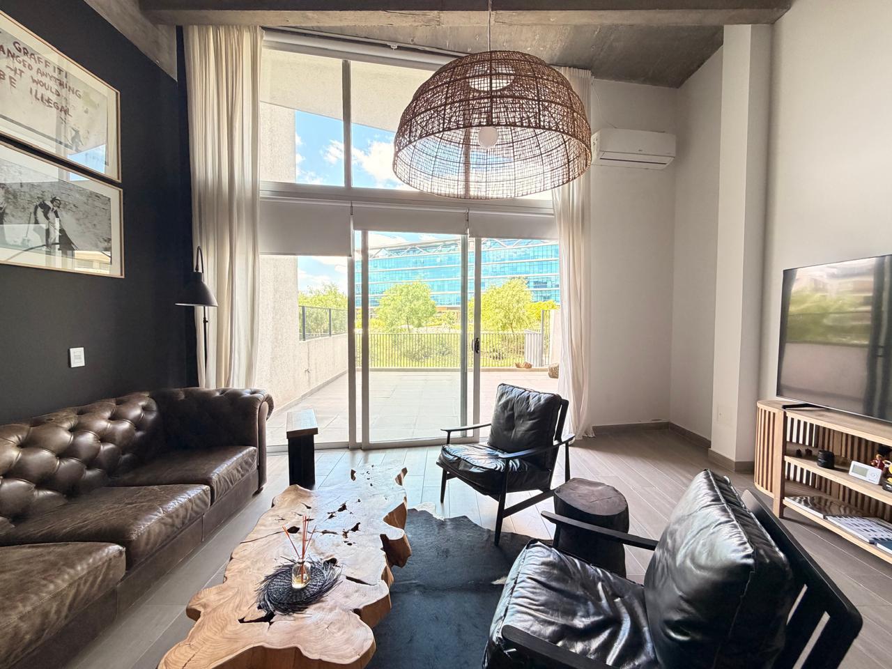 Foto de Departamento EN ALQUILER de dos ambientes con dos baños, terraza y, imagen 2