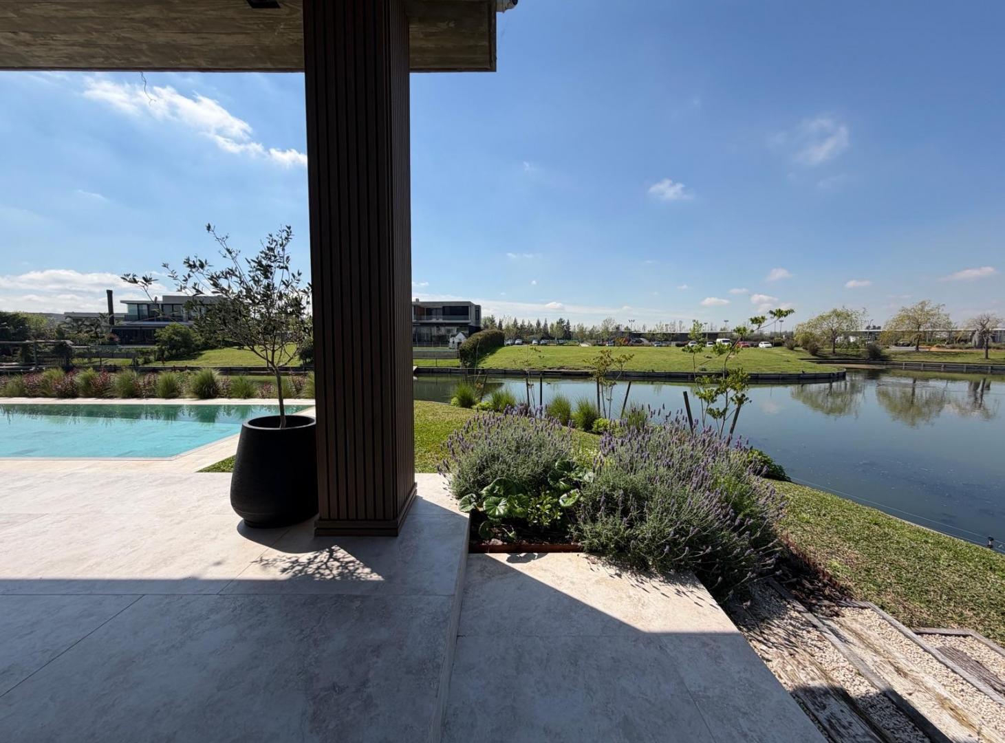 Foto de Casa en venta 5 dormitorios en Virazón, Nordelta, con costa de más de, imagen 2