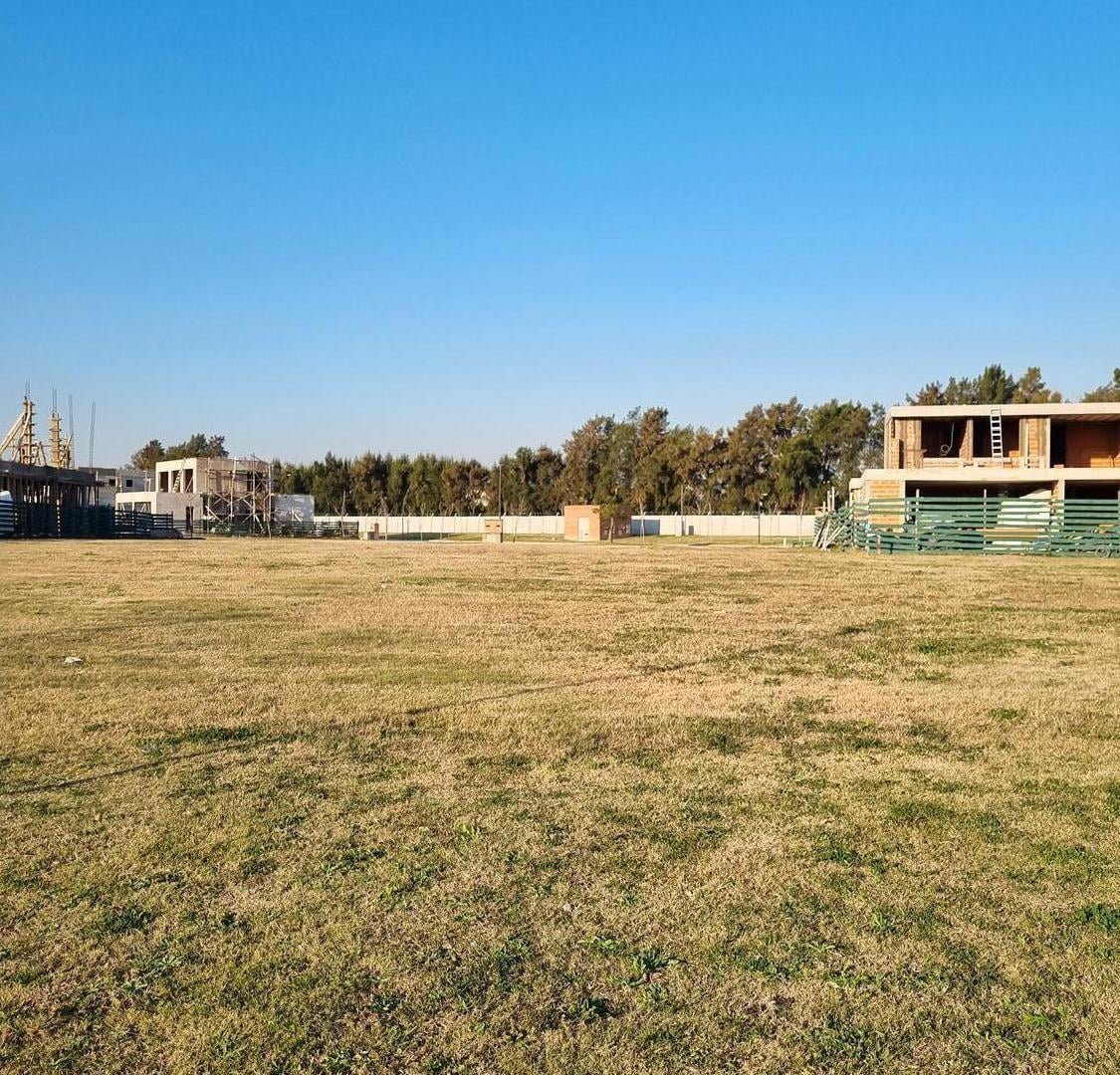 Foto de Terreno en venta en lote interno en Carpinchos Nordelta, con estudios, imagen 3
