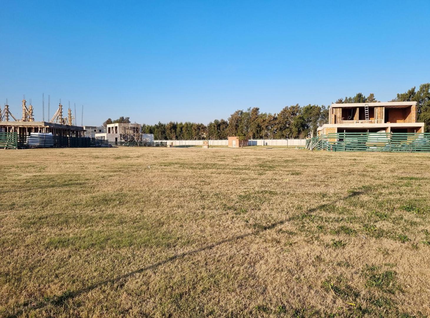 Foto de Terreno en venta en lote interno en Carpinchos Nordelta, con estudios, imagen 2