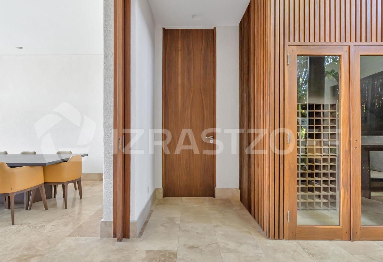 Foto de Casa con diseño de autor en venta con salida al río en Barrio Náutico, imagen 5