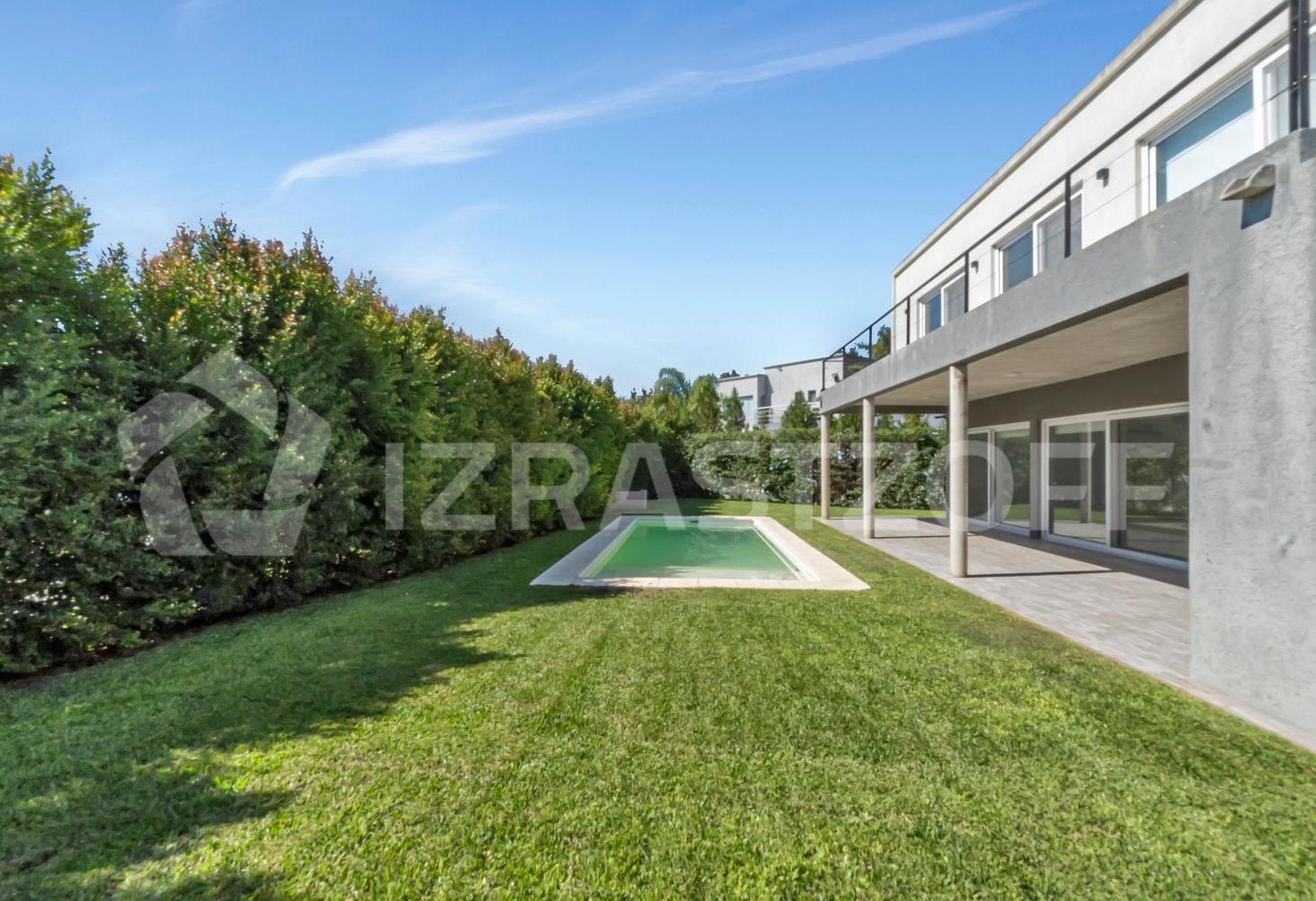 Foto de Casa en ALQUILER ANUAL sobre lote central en Ayres Plaza, imagen 4