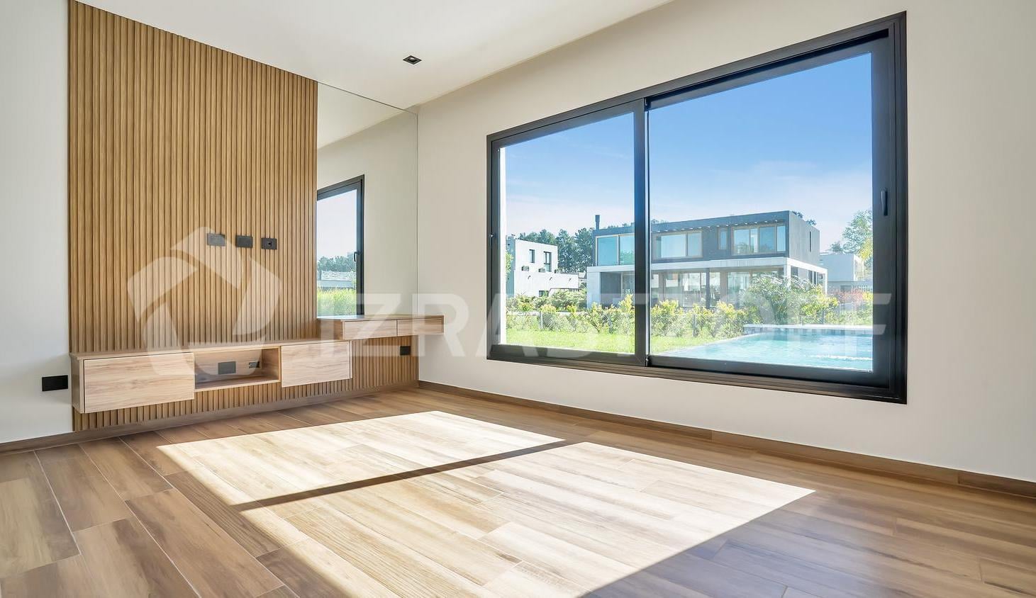 Foto de Casa con construcción de excelencia y gran distribución en una planta, imagen 5