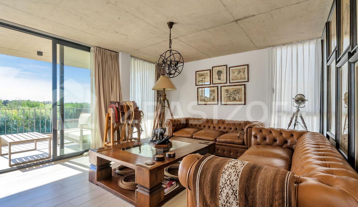 Foto de Departamento de categoría de 4 ambientes con vista al golf en, imagen 4