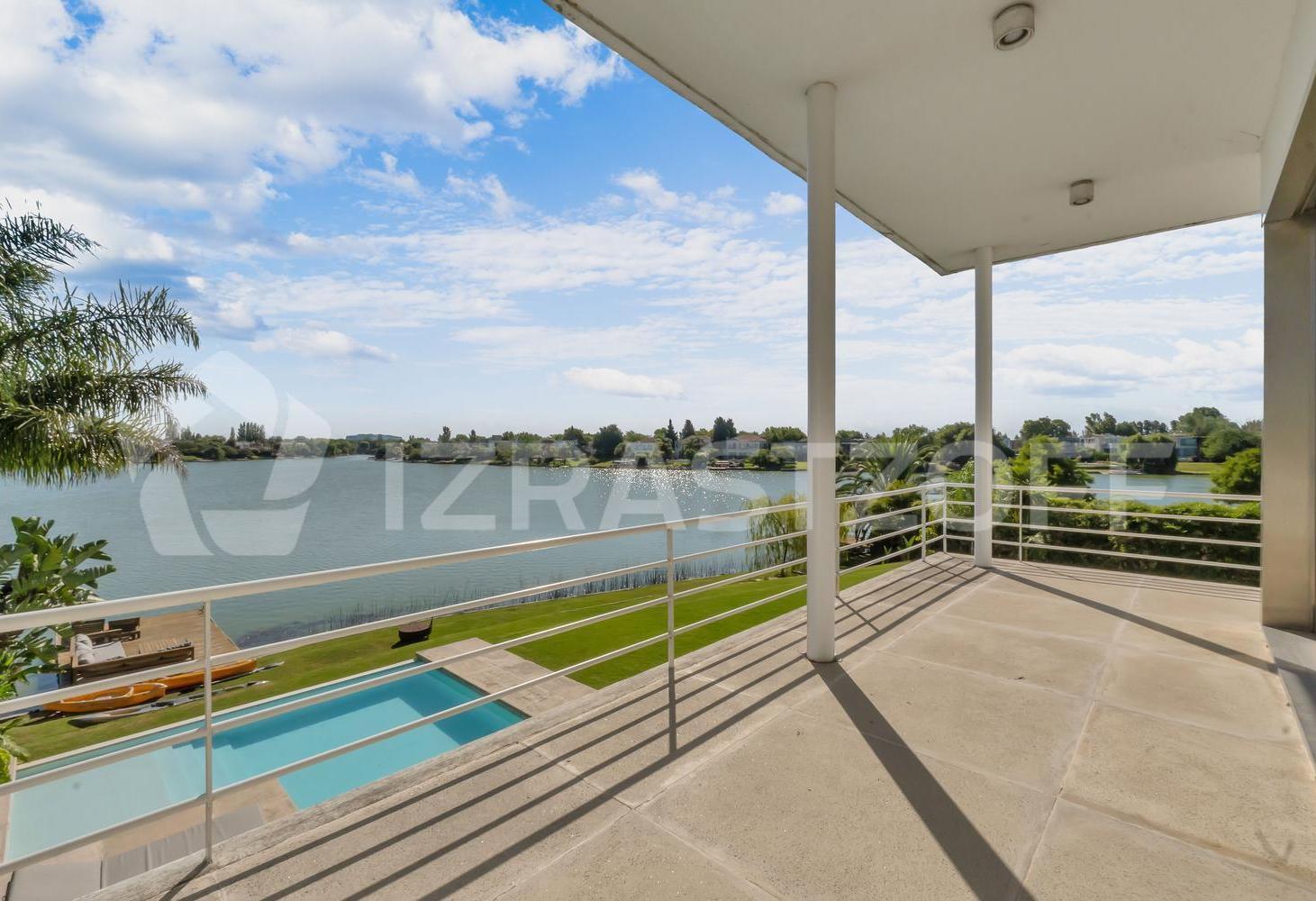 Foto de Casa en venta en Santa Bárbara, a 3/4 dormitorios a la laguna central, imagen 4