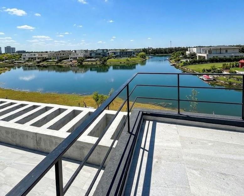 Foto de Casa en venta en Virazón. Nordelta-4 suites-A la laguna, imagen 3