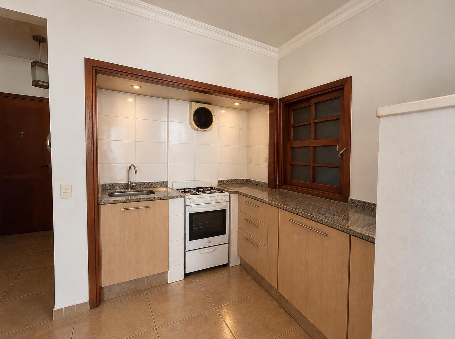 Foto de Venta departamento monoambiente en San Nicolas a reciclar, imagen 1