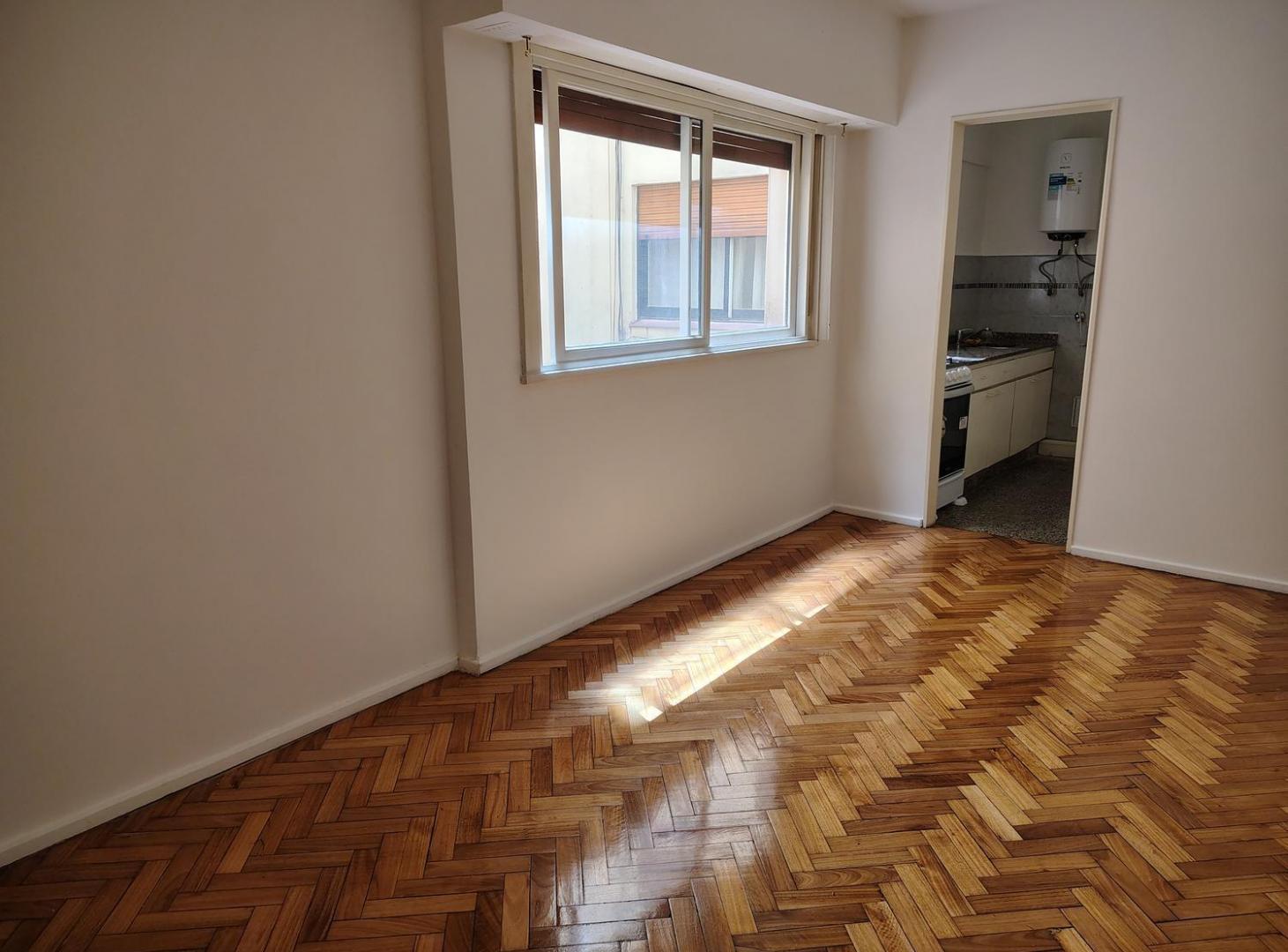 Foto de Departamento de dos ambientes en alquiler en Monserrat, imagen 3