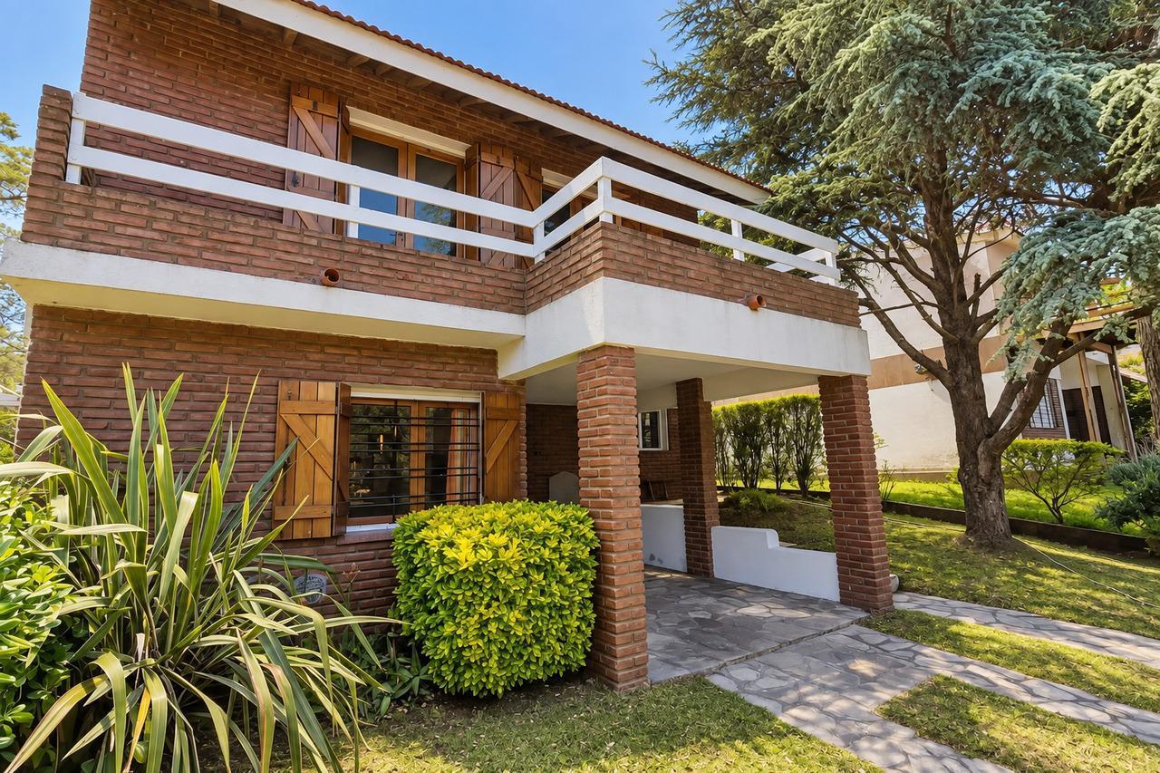 Foto de Excelente Casa En Barrio Cerrado Hipocampo | Lote Propio Y Entorno, imagen 1