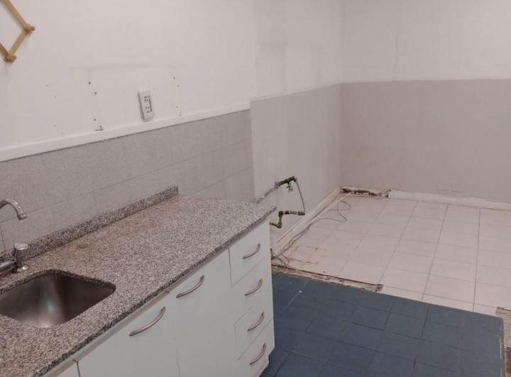 Foto de Única Oficina de 460 m2 Edificio con imagen corporativo!!!!, imagen 1